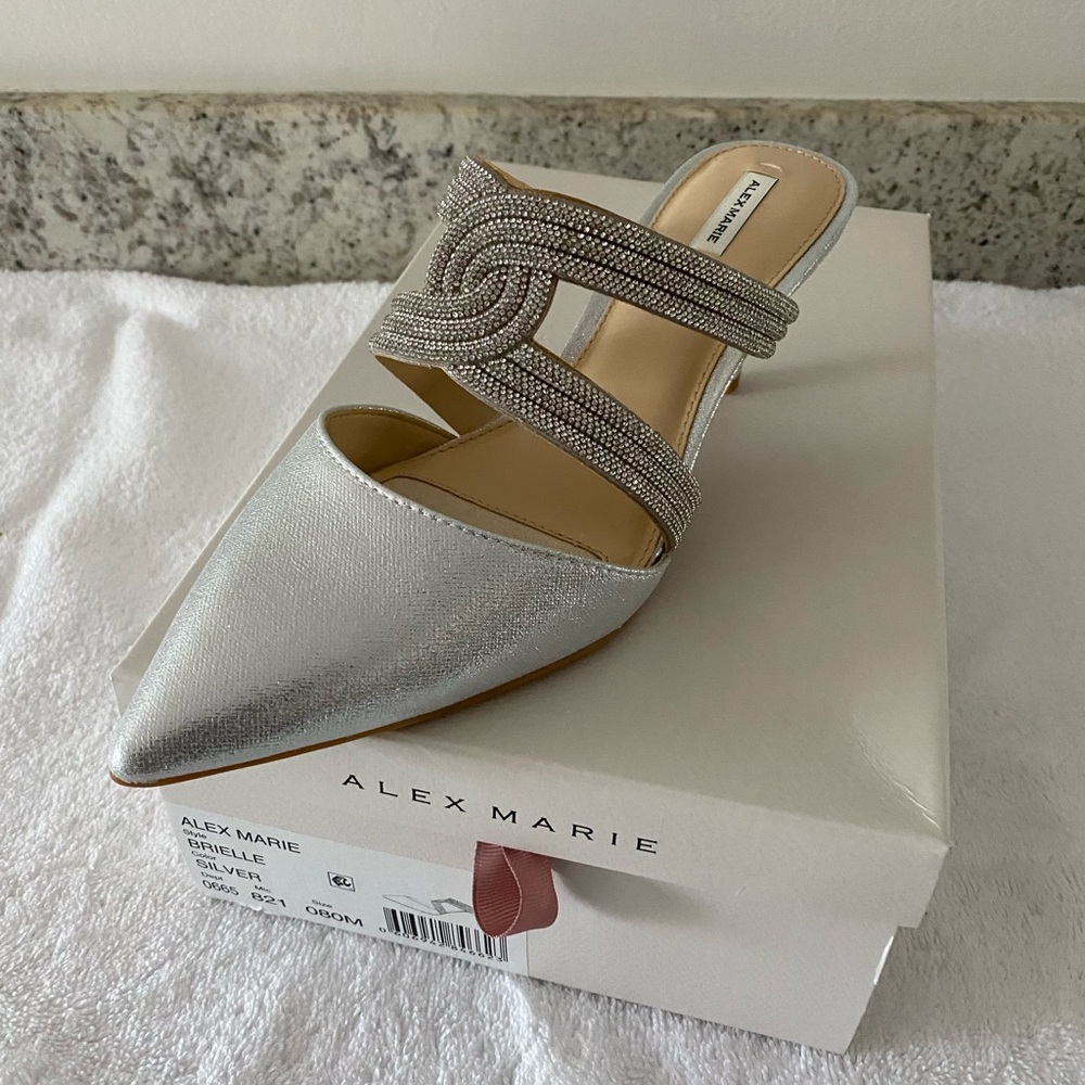 NIB Alex Marie Silver Women's Shoes mules SZ 8